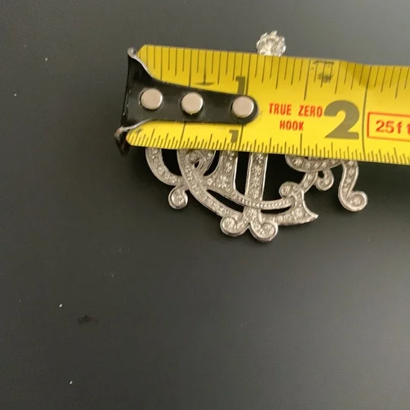 Christian Dior Authentic Vintage 90’s DIOR LOGO SILVER BROOCH Like New - Picture 4 of 5